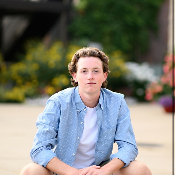 Meet your Posher, Logan - Picture 1 of 1